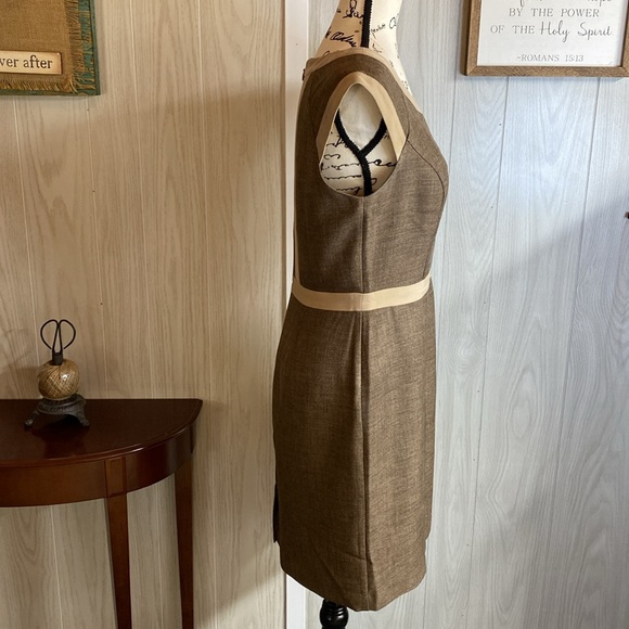Wonderful brown and tan short sleeve dress - Picture 3 of 5